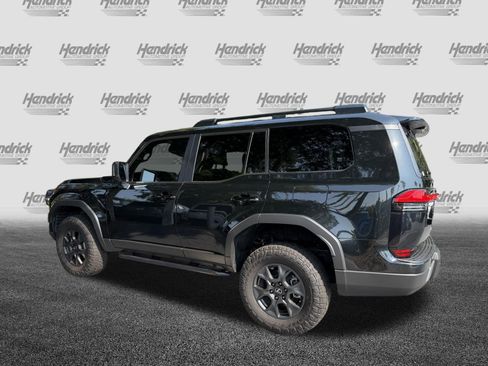 Used 2025 Lexus GX 550 AWD/4WD image 6