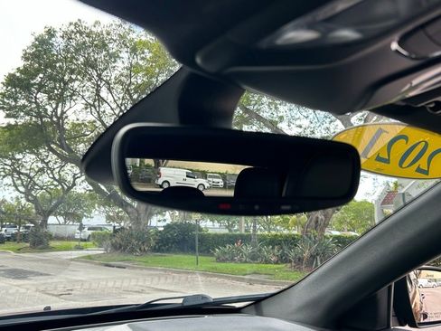 Certified 2021 Jeep Compass 80th Special Edition image 51