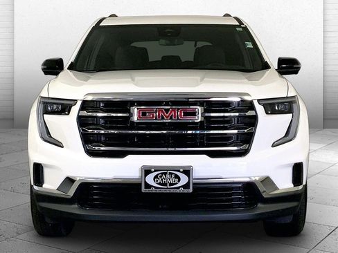 Used 2025 GMC Acadia Elevation AWD/4WD image 2