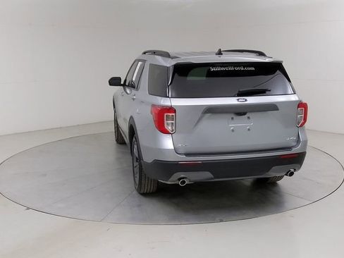 Certified 2022 Ford Explorer XLT w/ XLT Sport Appearance Package AWD/4WD image 18