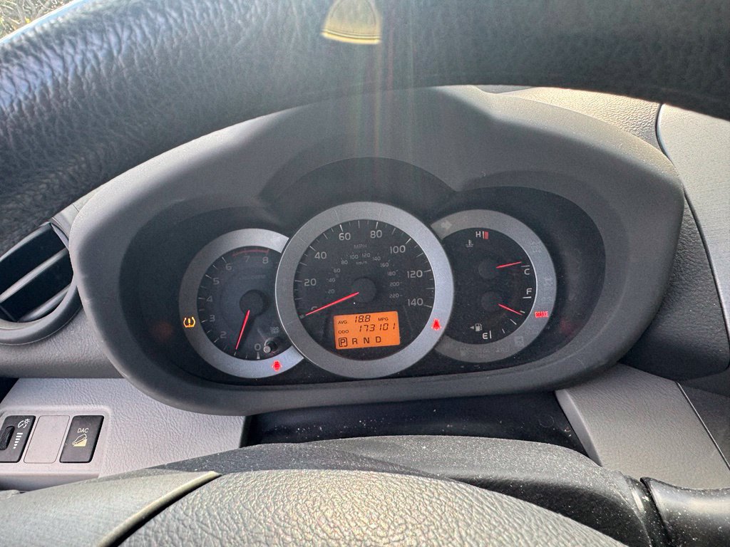 Used 2012 Toyota RAV4 4WD w/ Value Pkg image 17