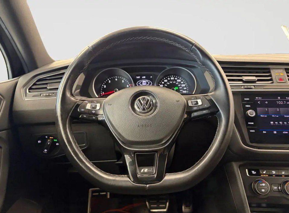 Used 2021 Volkswagen Tiguan SE R-Line AWD/4WD image 12