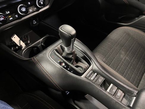 Used 2025 Honda HR-V Sport image 28