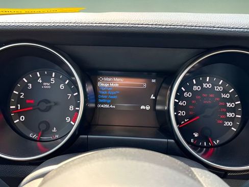 Used 2020 Ford Mustang Shelby GT350 w/ Technology Package image 16