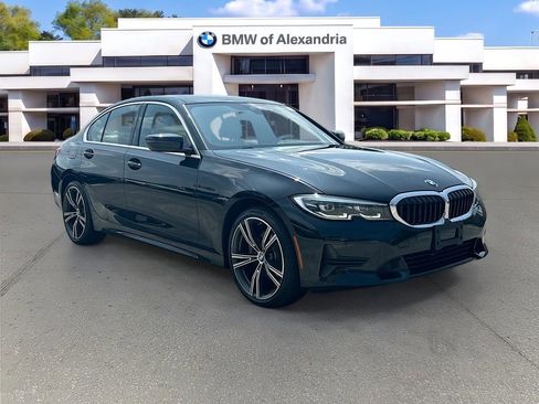 Used 2020 BMW 330i xDrive Sedan w/ Premium Package AWD/4WD image 1