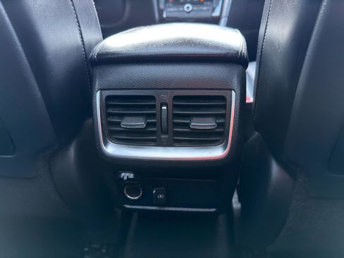 Used 2019 INFINITI QX50 Luxe AWD/4WD image 22