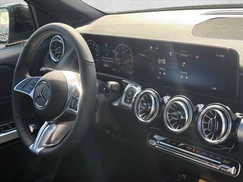 Certified 2026 Mercedes-Benz GLB 250 image 24
