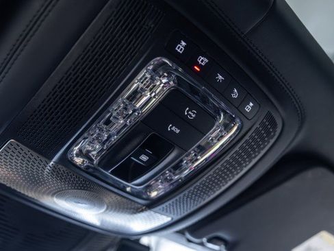 Used 2023 Mercedes-Benz Maybach GLS 600 4MATIC image 43