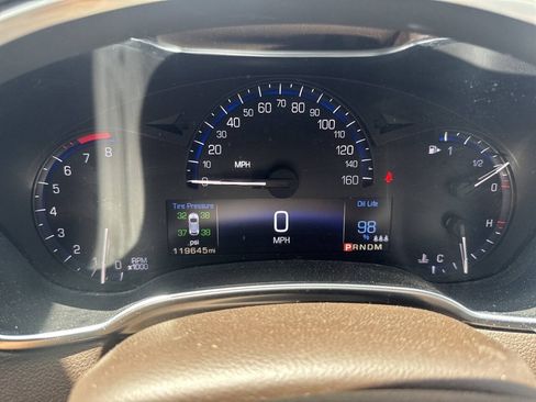 Used 2015 Cadillac SRX Luxury w/ Driver Awareness Package AWD/4WD image 17