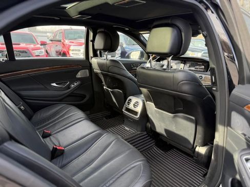 Used 2015 Mercedes-Benz S 550 4MATIC Sedan image 30