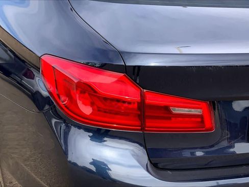 Used 2018 BMW 530i image 29