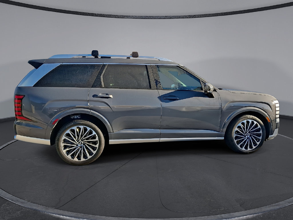 Used 2026 Hyundai Palisade Calligraphy AWD/4WD image 32