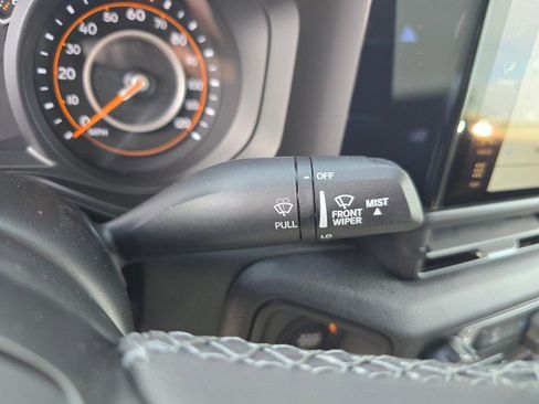 New 2025 Jeep Gladiator Sport image 30