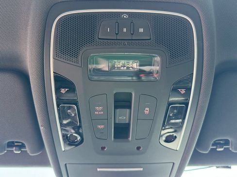 Used 2017 Audi A6 3.0T Competition Prestige w/ Driver Assistance Package AWD/4WD image 33