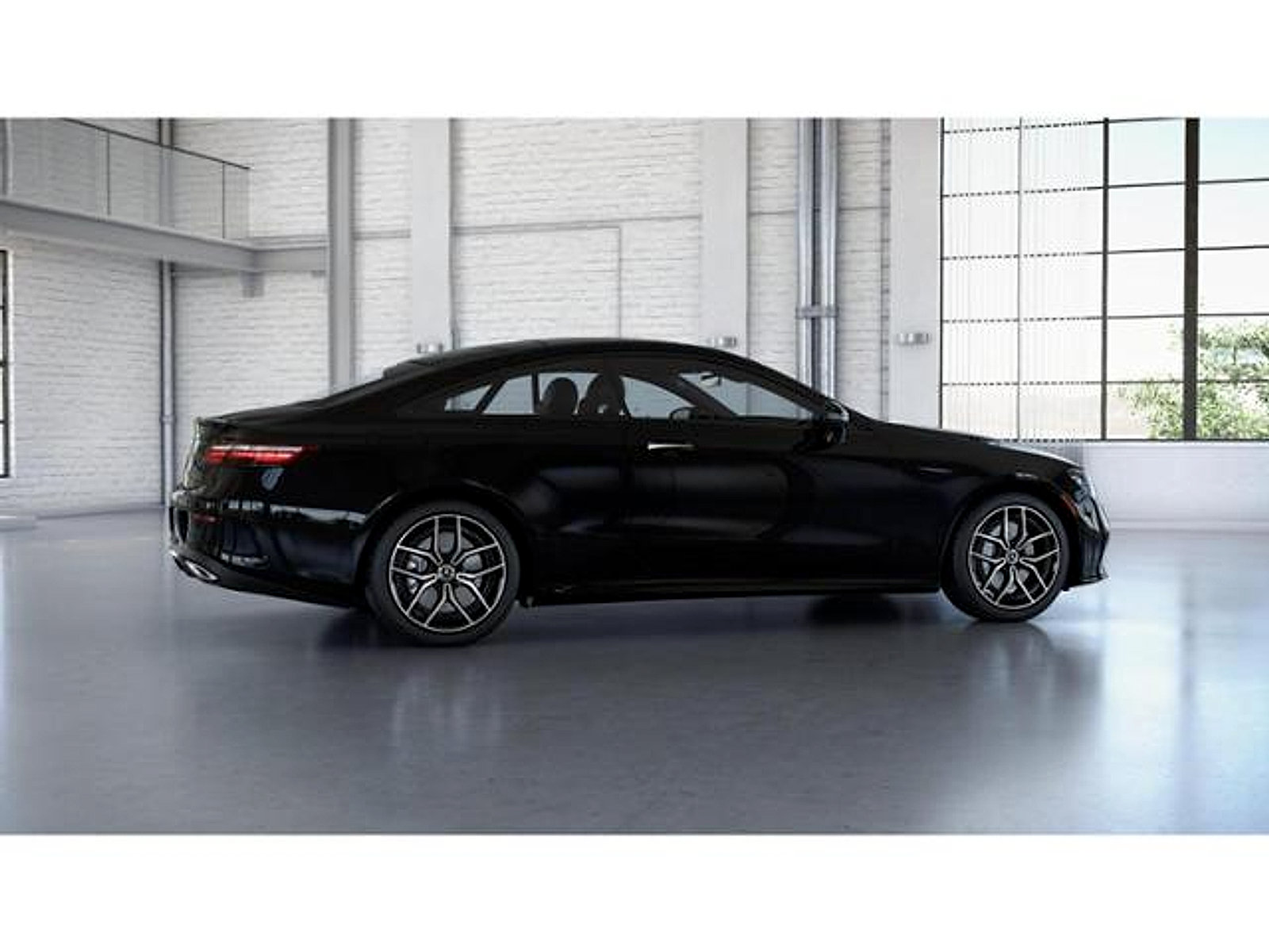Used 2023 Mercedes-Benz E 450 Coupe image 18