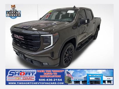 Used 2023 GMC Sierra 1500 Elevation w/ Elevation Premium Package