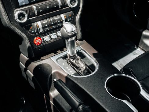 Used 2020 Ford Mustang GT Premium RWD image 31