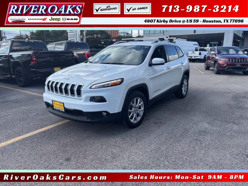 Used 2017 Jeep Cherokee Latitude w/ Safety/Convenience Group FWD image 1