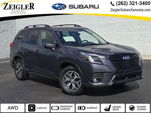 Used 2022 Subaru Forester Premium image 1