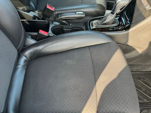 Used 2018 Buick Encore Preferred image 35