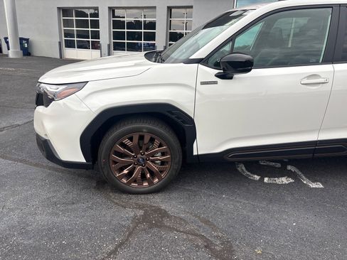 New 2026 Subaru Forester Touring AWD/4WD image 7