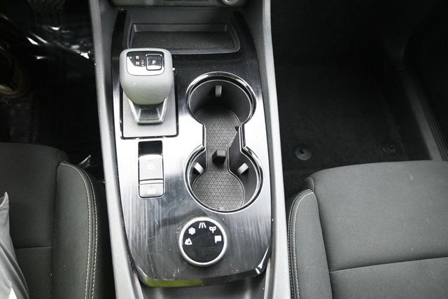 Used 2024 Nissan Rogue S AWD/4WD image 28