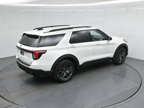 New 2026 Ford Explorer ST AWD/4WD image 39