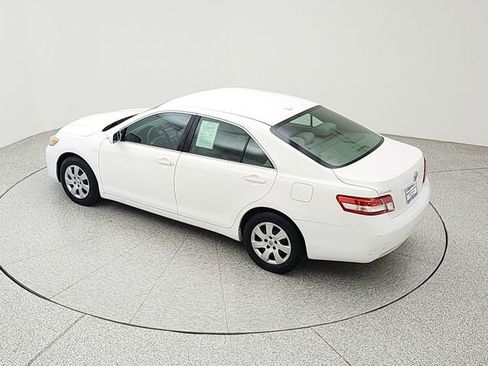Used 2011 Toyota Camry LE FWD image 33