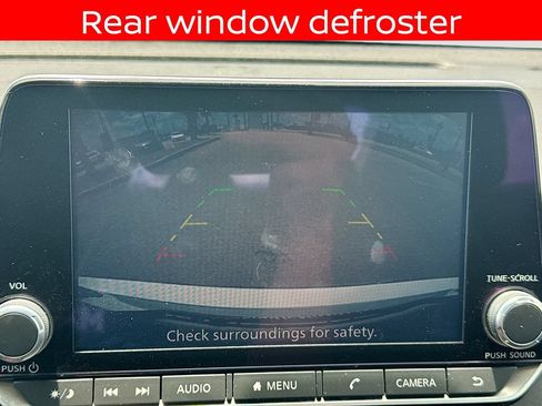 Used 2025 Nissan Altima 2.5 SV FWD image 13