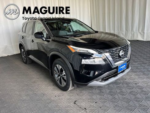 Used 2023 Nissan Rogue SV AWD/4WD image 32