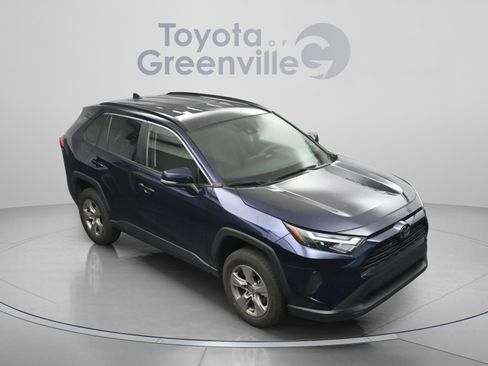 Used 2025 Toyota RAV4 XLE image 20