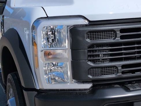 New 2026 Ford F550 XL image 9