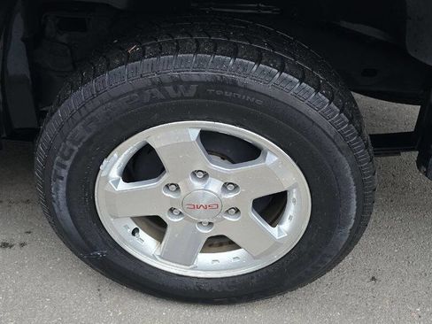 Used 2011 GMC Canyon SLE image 9