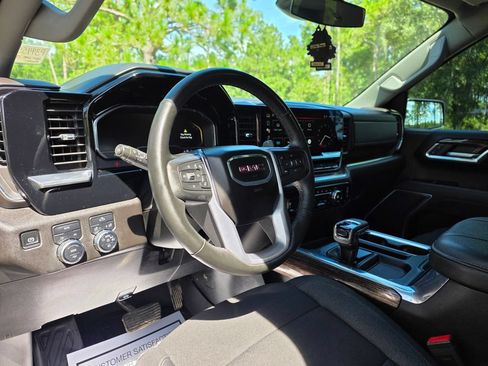Used 2024 GMC Sierra 1500 Elevation w/ LPO, Elevation Black Package AWD/4WD image 12