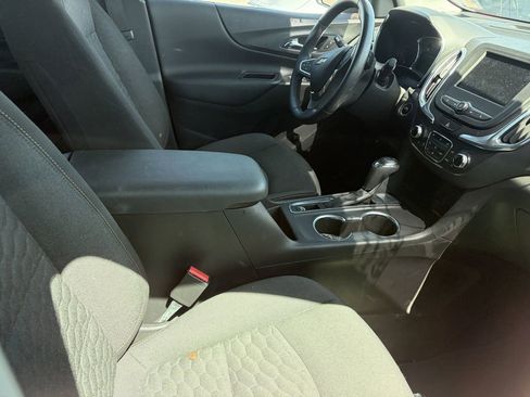 Used 2021 Chevrolet Equinox LT FWD image 11