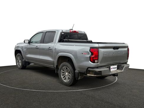 Used 2023 Chevrolet Colorado LT w/ LT Convenience Package II image 3