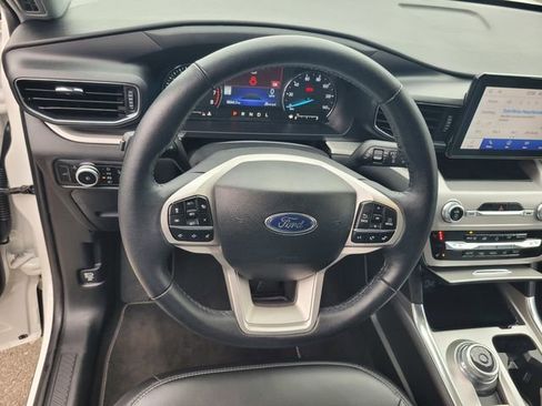 Certified 2023 Ford Explorer XLT w/ Equipment Group 202A image 30