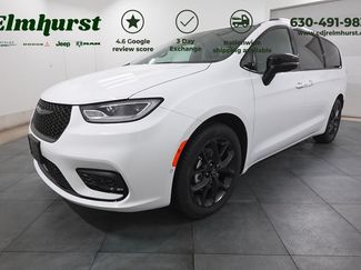 New 2026 Chrysler Pacifica Select w/ S Appearance Package FWD video 1