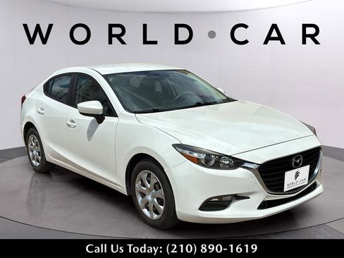 Used 2018 MAZDA MAZDA3 Sport image 17