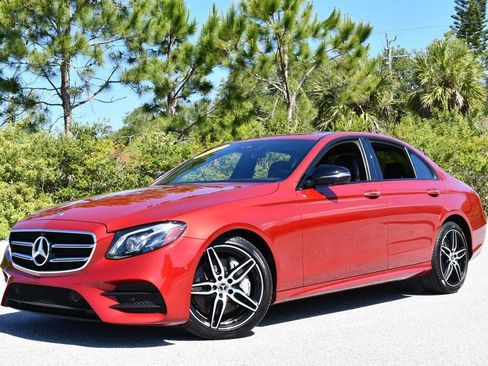 Used 2020 Mercedes-Benz E 450 4MATIC Sedan image 2