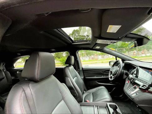 Used 2024 Honda Odyssey Sport image 21