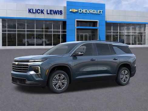 New 2026 Chevrolet Traverse LT w/ Driver Confidence Package image 2