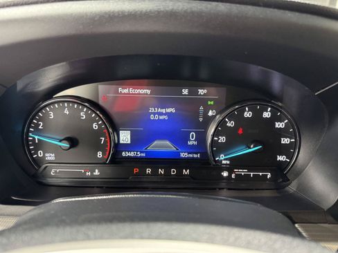Used 2021 Ford Explorer XLT w/ Equipment Group 202A AWD/4WD image 3