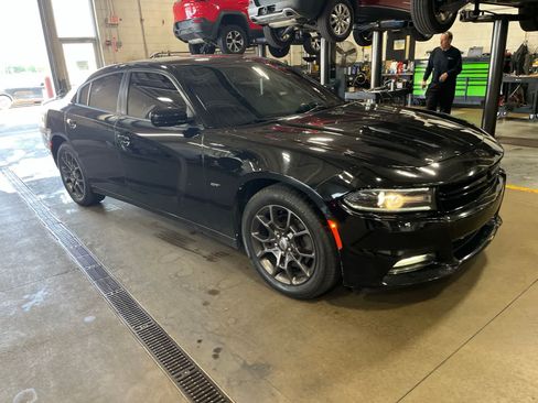 Used 2018 Dodge Charger GT AWD/4WD image 21