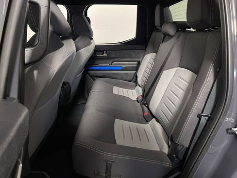 Certified 2025 Toyota Tacoma TRD Off-Road AWD/4WD image 13