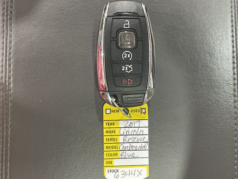 Used 2017 Lincoln Continental Reserve w/ Luxury Package AWD/4WD image 25