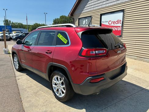 Used 2015 Jeep Cherokee Latitude w/ Cold Weather Group FWD image 7
