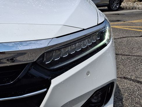 Used 2021 Honda Accord EX-L image 9
