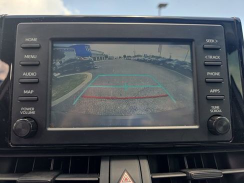 Used 2019 Toyota RAV4 XLE FWD image 26