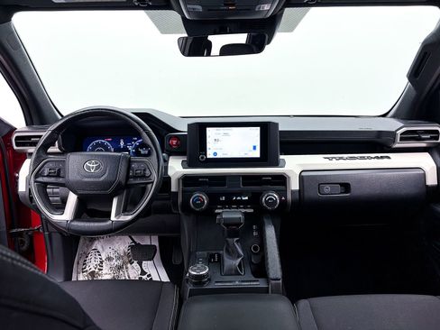 Used 2024 Toyota Tacoma TRD Off-Road AWD/4WD image 28